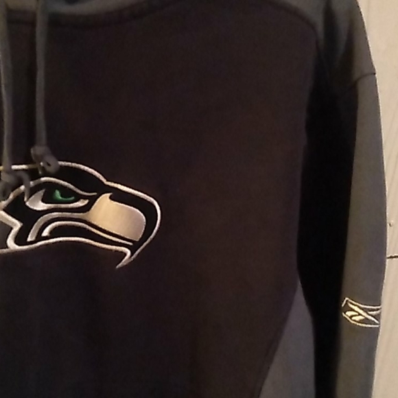 Seattle Seahawks hoodie - Picture 2 of 3